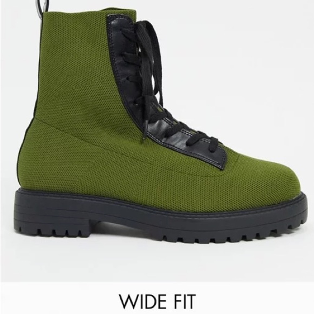 ASOS DESIGN Wide Fit Arrow knitted lace up ankle boots in green